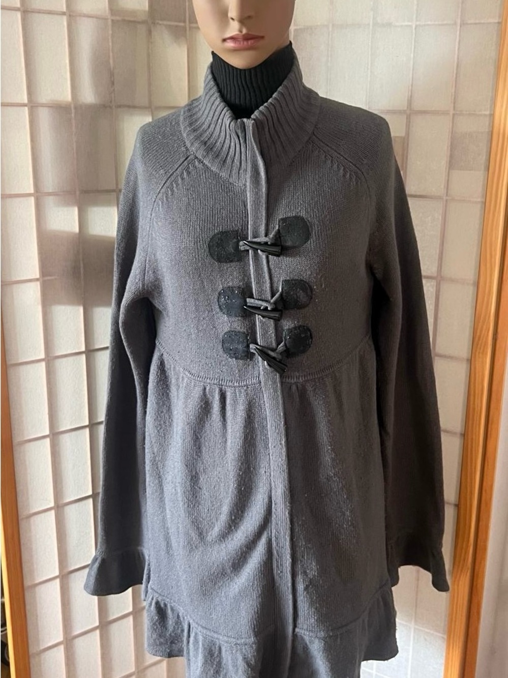 Takeout Gray Toggle Front Knit Coat